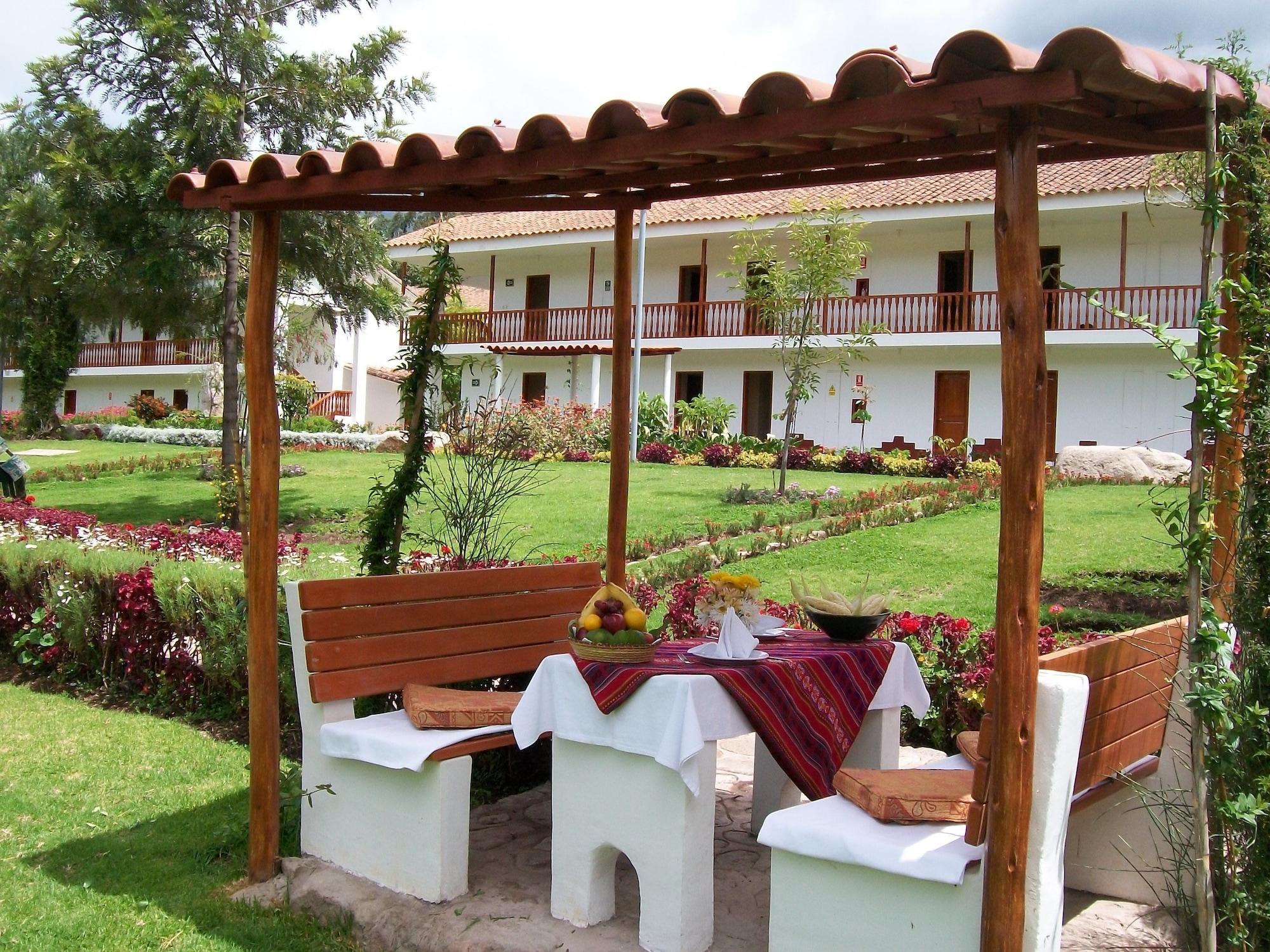Hotel Agustos Urubamba Buitenkant foto