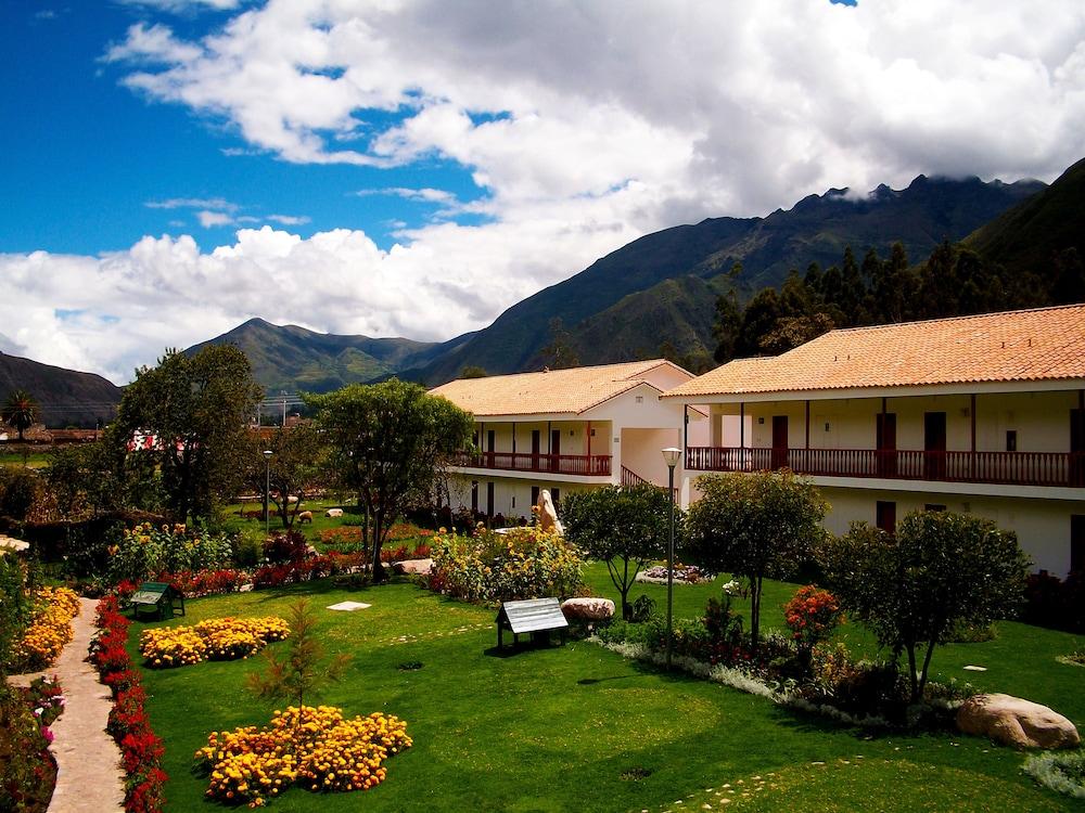 Hotel Agustos Urubamba Buitenkant foto