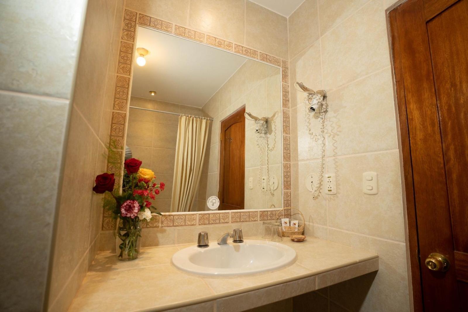 Hotel Agustos Urubamba Kamer foto