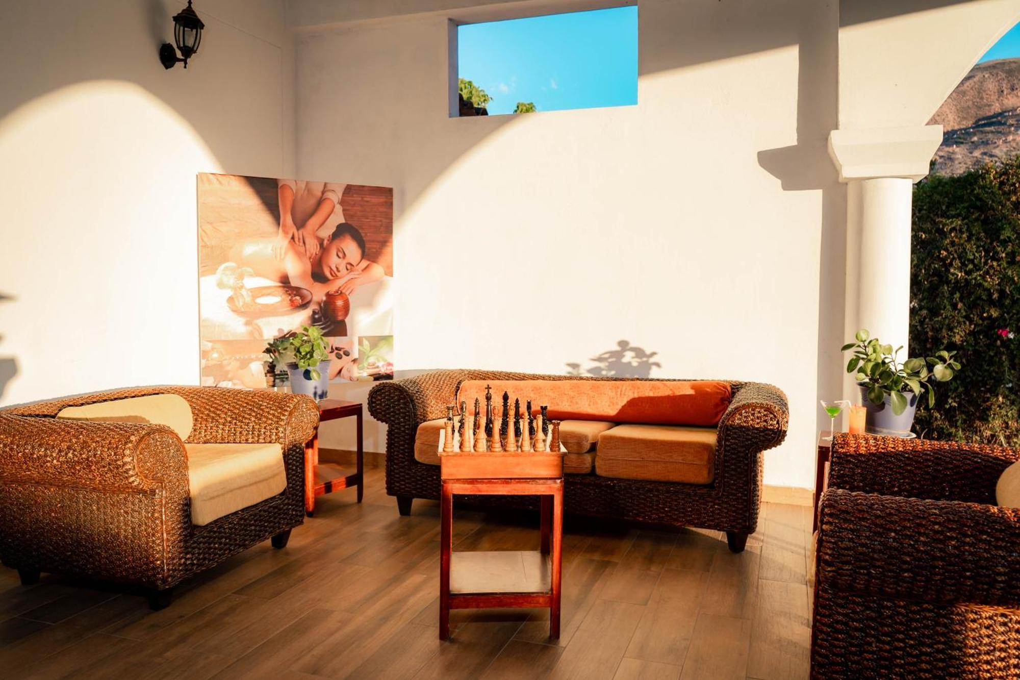 Hotel Agustos Urubamba Buitenkant foto
