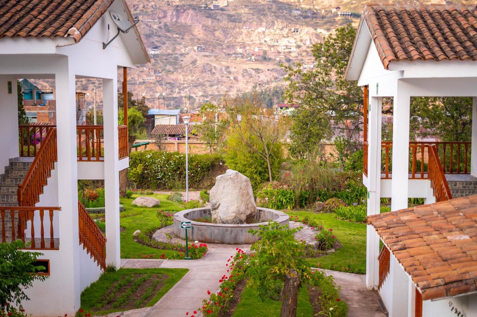 Hotel Agustos Urubamba Buitenkant foto