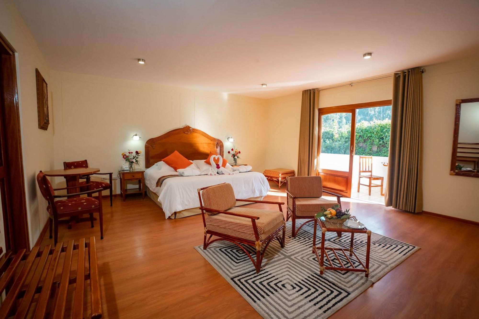 Hotel Agustos Urubamba Buitenkant foto