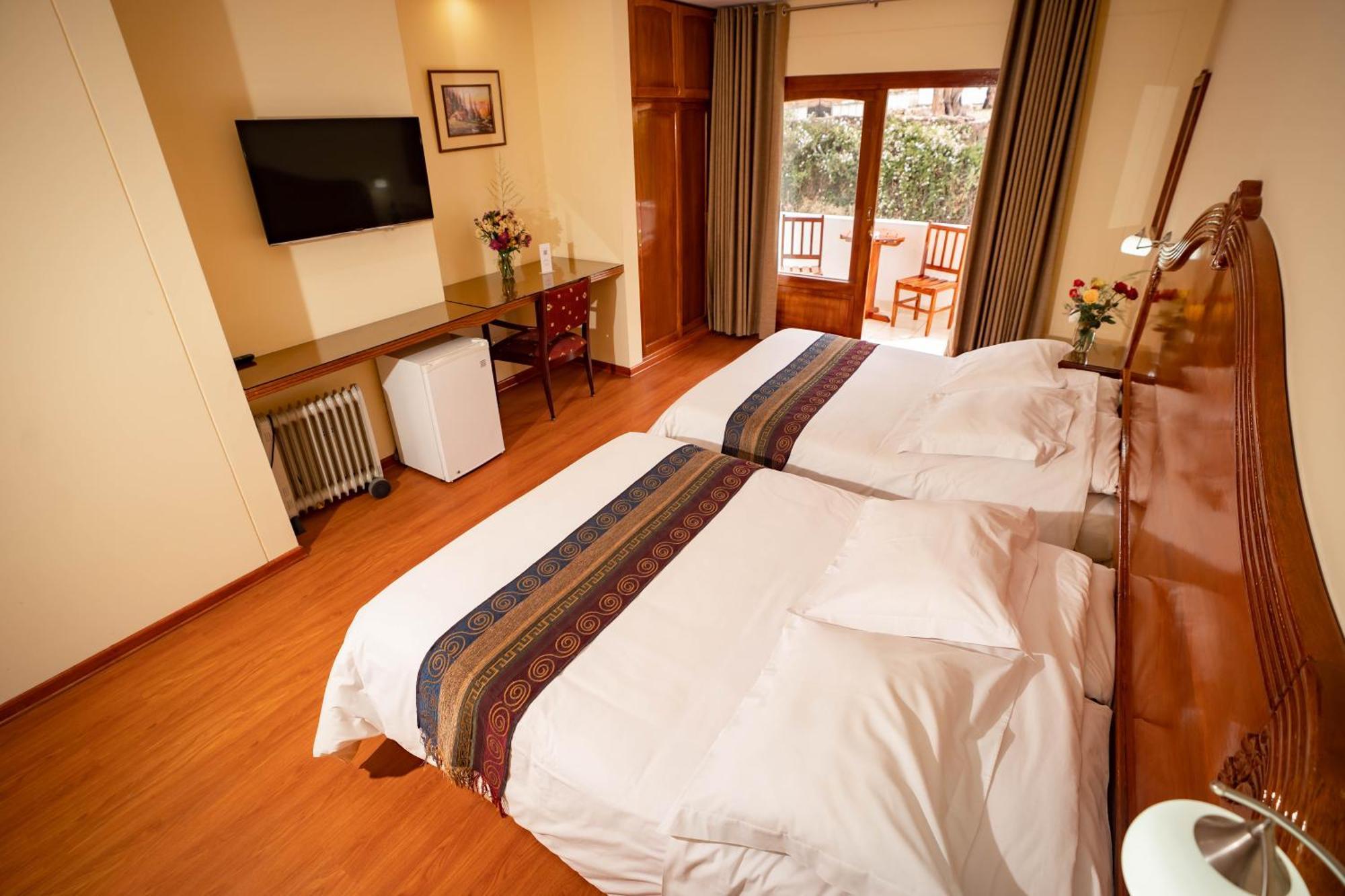 Hotel Agustos Urubamba Buitenkant foto