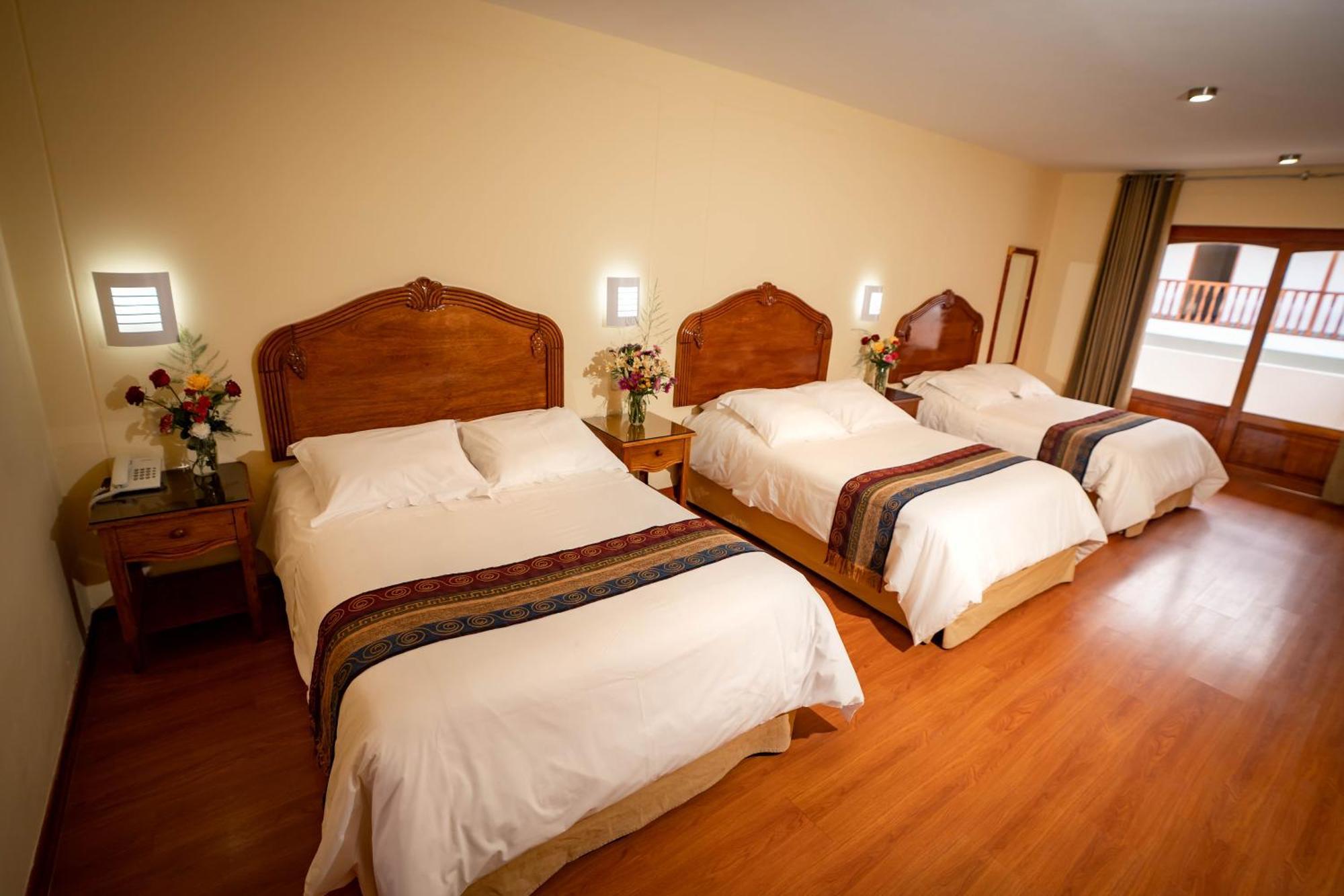 Hotel Agustos Urubamba Buitenkant foto