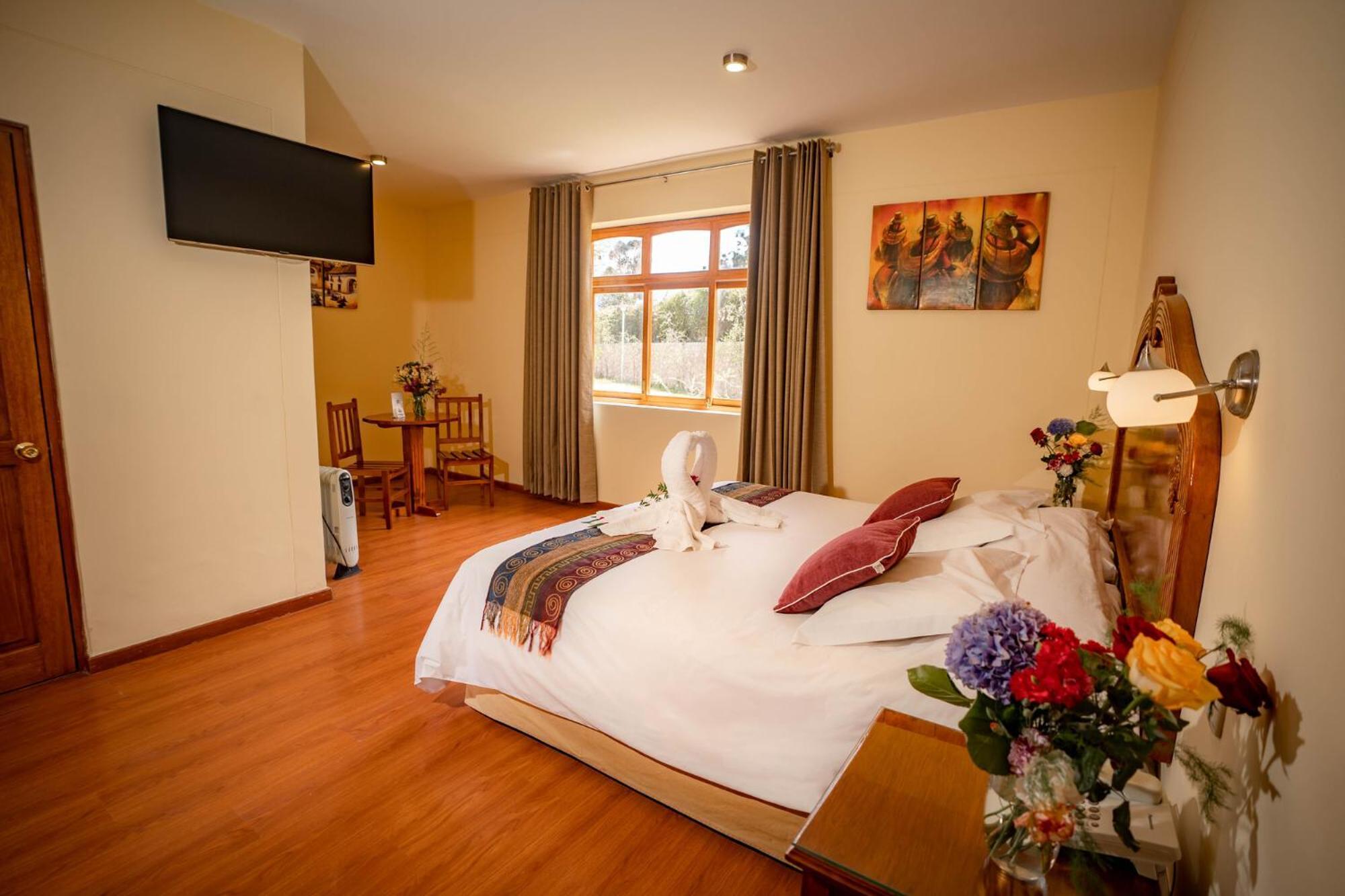 Hotel Agustos Urubamba Buitenkant foto