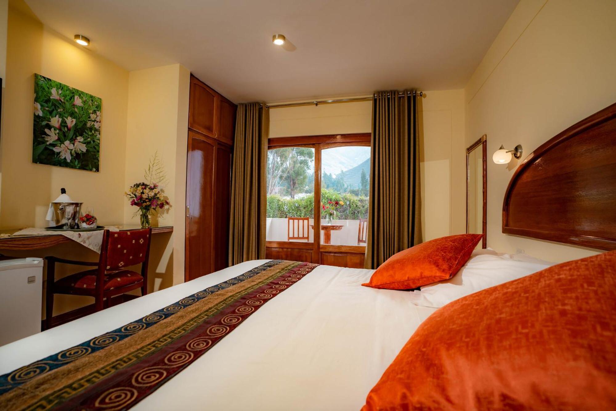 Hotel Agustos Urubamba Buitenkant foto