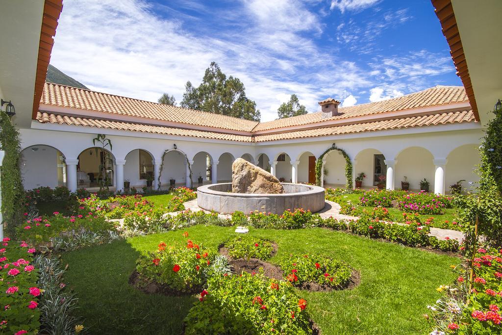 Hotel Agustos Urubamba Buitenkant foto