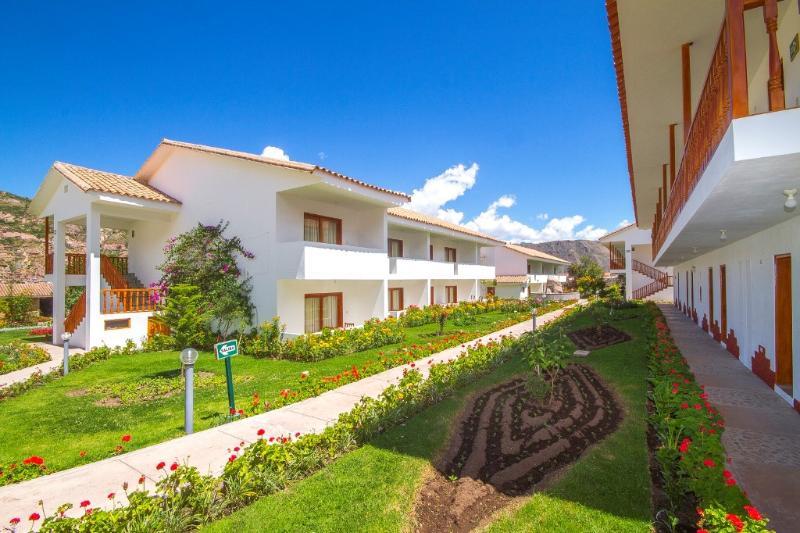 Hotel Agustos Urubamba Buitenkant foto